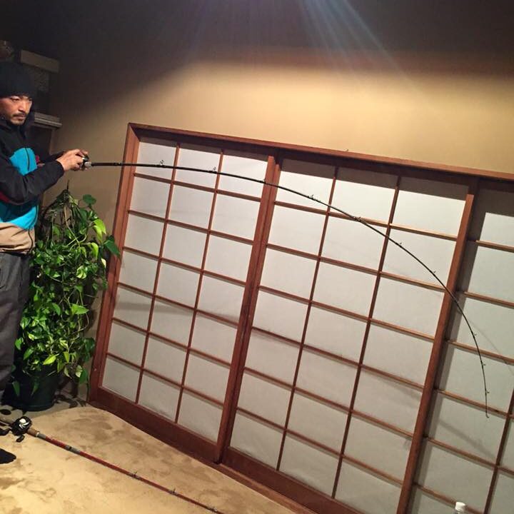 12651127_562405763925075_67533