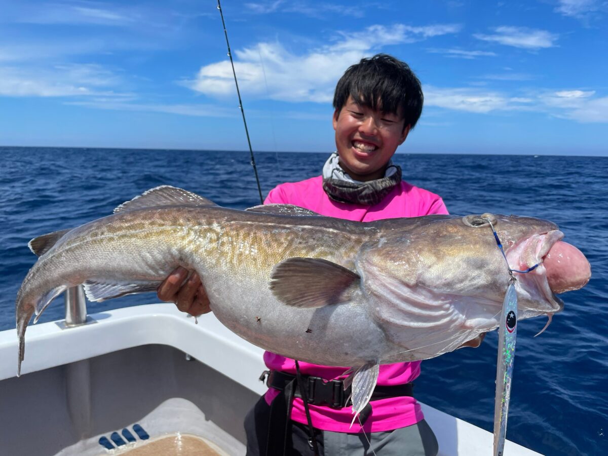 70F858A8-4CBC-4915-86ED-